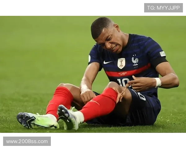 瓦伦球迷辱骂姆巴佩试袭皇马迷